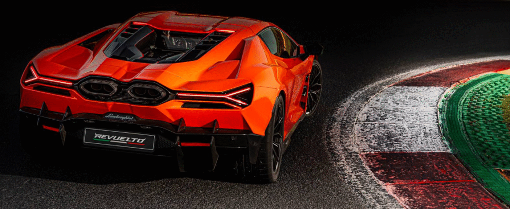 Lamborghini Revuelto hybrid